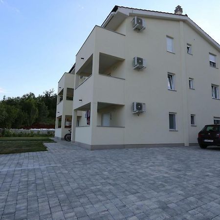 Apartment Samsa Mirica Čižići エクステリア 写真