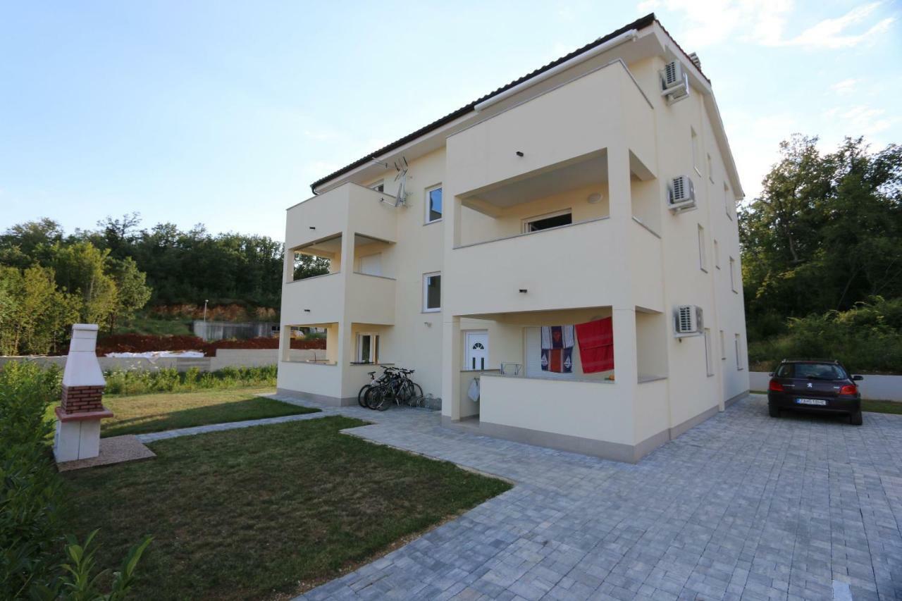 Apartment Samsa Mirica Čižići エクステリア 写真